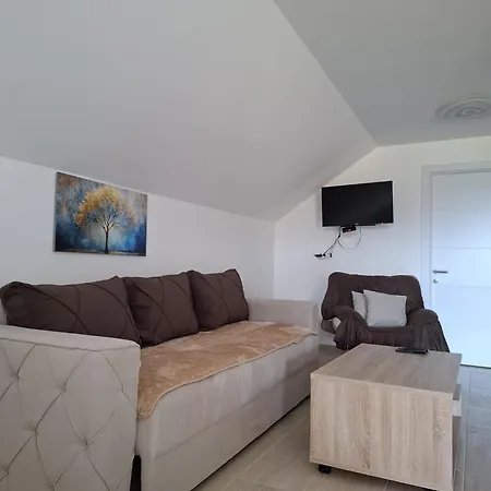 Casa rural Vikendica Garaski Kutak 2 *